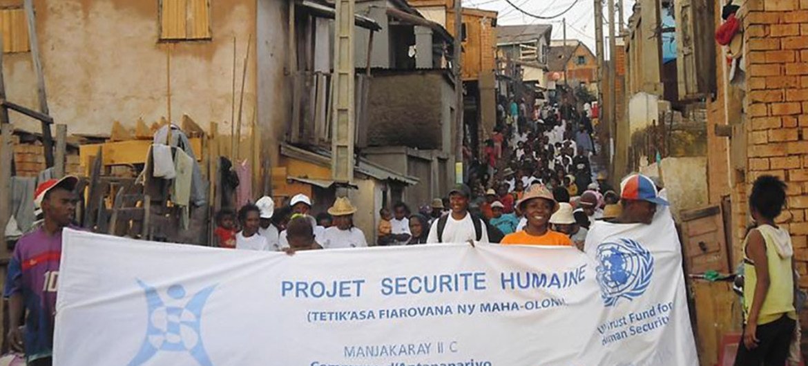 Madagascar - Human security project for the prevention of violence and vulnerability reduction for the most vulnerable inhabitants of Antananarivo 24 October 2012.