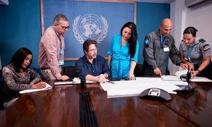 Pia Stefanizzi, Chief Integrated Support Services (CISS) in the UN Stabilization Mission in Haiti (MINUSTAH), conducts a strategic joint logistic meeting with some chiefs of sections (March 2017).