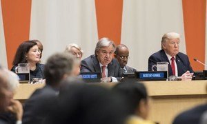 Secretary-General António Guterres and US President Donald Trump (right) during the high-level meeting on reform of the United Nations.