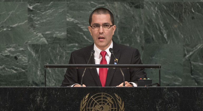 El canciller de Venezuela, Jorge Arreaza, ante la Asamblea General. Foto: ONU / Cia Pak