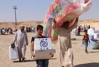 A OIM está presente em cerca de 150 países, como o Iraque, onde entrega ajuda humanitária. 