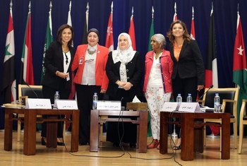 Left to right: Dr. Khawla Mattar (ESCWA), Dr. Naglaa Al-Adly (Egypt’s National Council of Women), Minister Haifa Agha (Palestinian Ministry of Women's Affairs), Dr. Nata Duvvury (National University of Ireland), Dr. Mehrinaz Elawady (ESCWA Centre for Women).