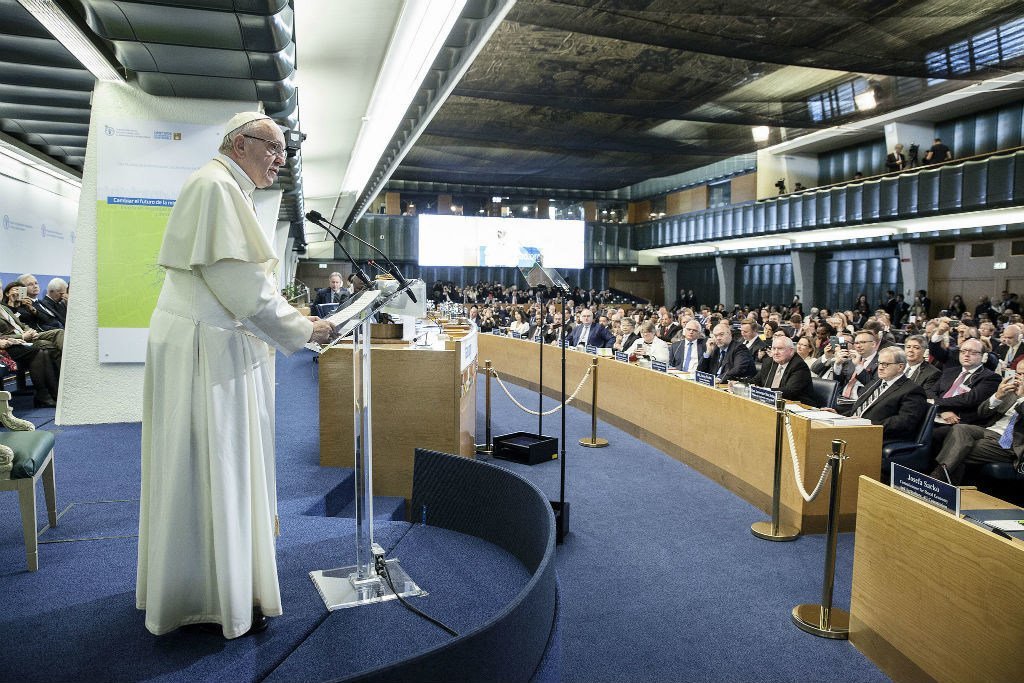 罗马教皇方济各在罗马出席联合国粮农组织世界粮食日庆祝活动。