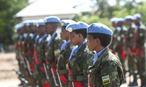 Des Casques bleus rwandais au Soudan du Sud. 300 soldats de la paix rwandais de la Mission des Nations Unies au Soudan du Sud sont arrivés le 24 décembre en République centrafricaine pour renforcer la MINUSCA dans son plan de sécurisation des élections