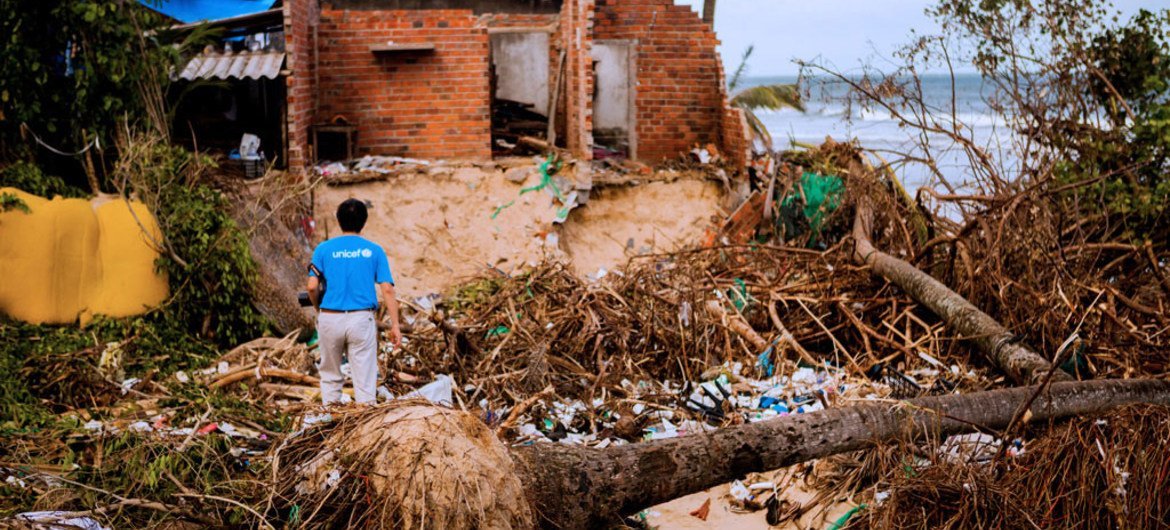 Создание глобальной системы раннего предупреждения о стихийных бедствиях позволит сохранить десятки тысяч жизней. 