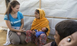 UNHCR Goodwill Ambassador Kristin Davis visits Rohingya refugee children and their families to mark United Nations Universal Children's Day.