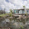 La ciudad de Codrington, en la isla de Barbuda, tras el paso de dos huracanes de Categoría 5. Foto: ONU/Rick Bajornas