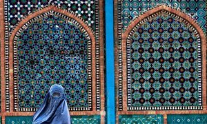 2017-04-25 The ancient Mosque in Mazar-e Sharif.