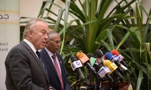 Michael Keating (left), UN Special Representative of the UN Secretary-General for Somalia, and Somaliland’s Minister of Foreign Affairs and International Cooperation, Dr. Saad Ali Shire, speak to reporters at a press conference in Hargeisa, Somaliland.