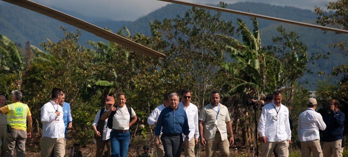 El Secretario General de la ONU durante la visita al Espacio Territorial de Capacitación y Reincorporación de Buenavista, Mesetas, Meta, Colombia. 