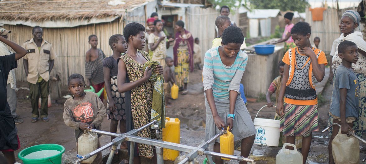 Burundian refugees collect water at Lusenda camp, South Kivu, Democratic Republic of the Congo (DRC).