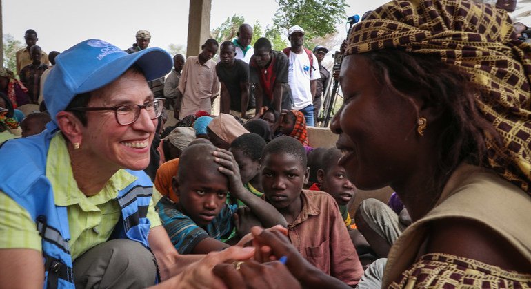 The UN Deputy Emergency Relief Coordinator, Ursula Mueller, visits Zamai sites for internally displaced persons (IDPs) and Minawao refugee camp in the Far North region of Cameroon.