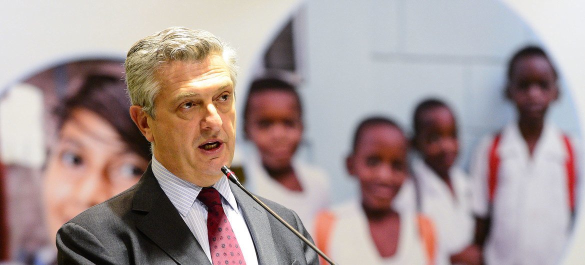 Le Haut-Commissaire des Nations Unies pour les réfugiés, Filippo Grandi, s'adressant aux représentants des pays d'Amérique latine et des Caraïbes lors d'une réunion régionale sur les migrations à Brasilia, au Brésil, le 19 février 2018.