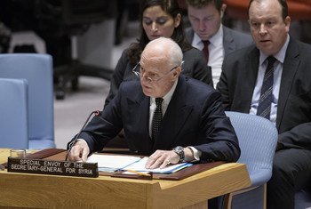 联合国特使德米斯图拉在安理会做情况通报。