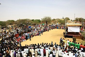 Thousands gather at a celebratory event declaring Kereinik locality, West Darfur, free of unexploded ordnance and explosive remnants of war on 28 February 2018.