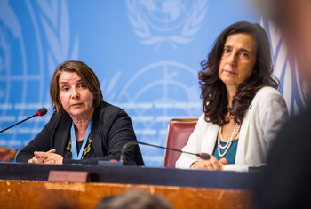 叙利亚国际公正独立机制负责人凯瑟琳·马奇 - 乌赫尔(左)。