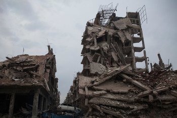 A estimativa é que 33% das construções do país tenham sido destruídas no conflito.