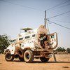 Cascos azules patrullan el poblado de Bara al noreste de Mali. Se trata de una de las misiones más peligrosas de la ONU.