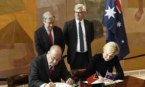 澳大利亚与东帝汶3月6日在联合国纽约总部签署了《澳大利亚和东帝汶在帝汶海建立海上边界》条约。