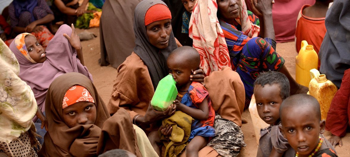 This young mother walked 20 days from Diinsoor, Somalia, with her seven children to Hagadera refugee camp in Dadaab, Kenya. After her husband’s livestock died because of the drought in Somalia, he sent her to Dadaab because he was unable to feed them.  (file photo)