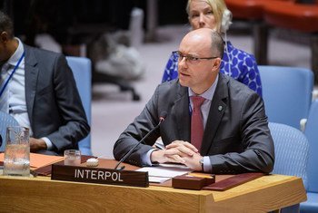 Emmanuel Roux, Représentant spécial d'INTERPOL auprès des Nations Unies briefe le Conseil de sécurité