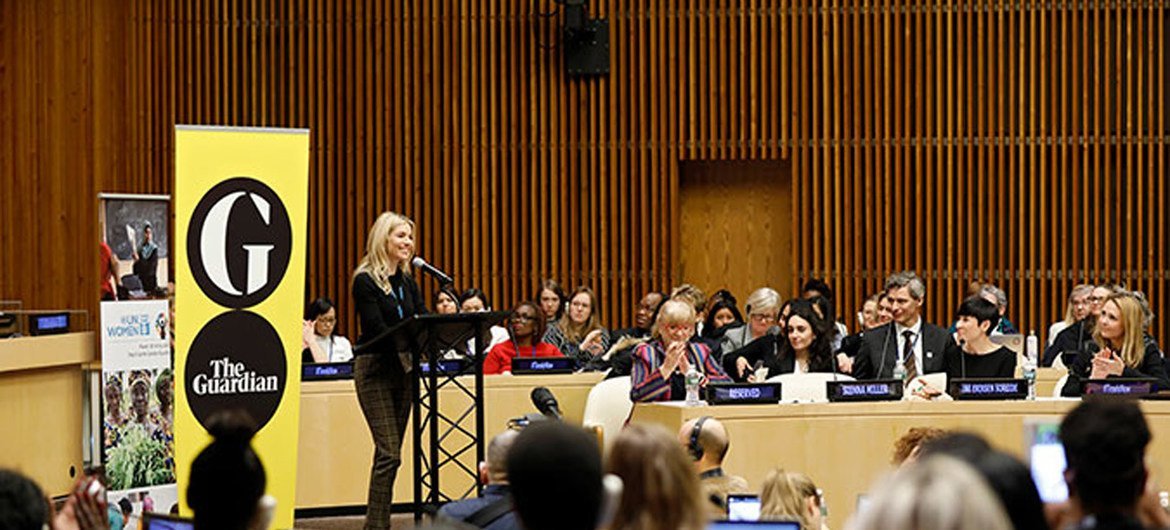 На встрече в ООН Сиенна Миллер говорила о проблемах, с которыми женщины сталкиваются в киноиндустрии