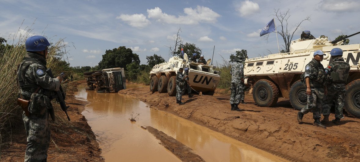 Спасаясь от насилия, жители Южного Судана ищут защиты у миротворцев ООН. 