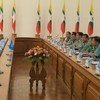 В понедельник в Нейпьидо делегация Совбеза встретилась с главнокомандующим вооруженных сил Мин Аун Хлайнгом