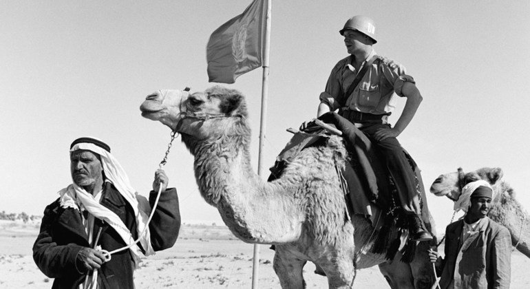 Unités suédoises avec la Force d'urgence des Nations Unies (FUNU) dans la péninsule du Sinaï, en Égypte. 1957.