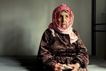 111 वर्षीय लायला एक कुर्दिश शरणार्थी हैं जो 2017 में सीरिया से ग्रीस पहुँचीं और उन्हें वहाँ असायलम यानी रहने की इजाज़त मिल गई. लेकिन लायला की ख़्वाहिश जर्मनी में रहने वाले अपने नाती-पोतों से मिलने की रही है.