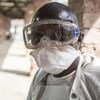 Un agent de santé à l'hôpital de Bikoro, épicentre de la dernière épidémie d'Ebola en RDC. L'hôpital de Bikoro a bouclé une salle pour diagnostiquer des patients Ebola suspectés et fournir un traitement.