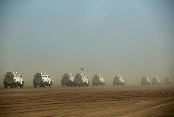 Un convoi de l'ONU entre Gao et Kidal, dans le nord du Mali, en février 2017
