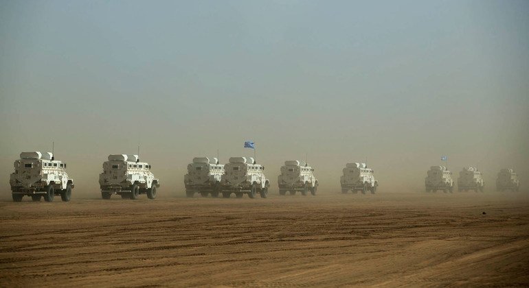 Un convoi de l'ONU entre Gao et Kidal, dans le nord du Mali, en février 2017