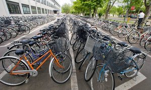  Около 50 процентов учащихся и работающих жителей Копенгагена добираются до места учебы или работы на велосипедах