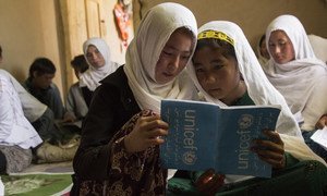 In Afghanistan, UNICEF focuses on the enrolment and retention of the most vulnerable children, specifically those who are out of school, and girls. 