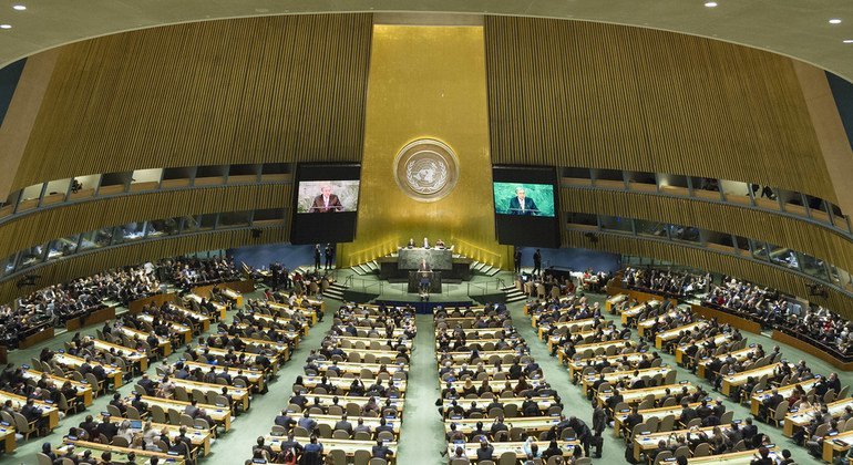 All 193 Member States of the UN have equal representation in the General Assembly and work together on a wide range of international issues. In September each year, world leaders gather for the annual General Debate.