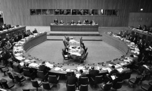 En 1959, la Comisión sobre la Utilización del Espacio Ultraterrestre con Fines Pacíficos convocó su primera sesión en la sede de la Organización en Nueva York