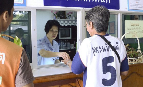 Tratamento contra a dependência com metadona é oferecido na Tailândia