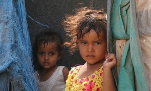 也门南部港口城市亚丁，因冲突而流离失所的儿童。