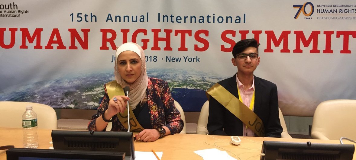 أماني ومالك من البعثة الأردنية المشاركة في المؤتمر السنوي الخامس عشر لحقوق الإنسان في نيويورك.