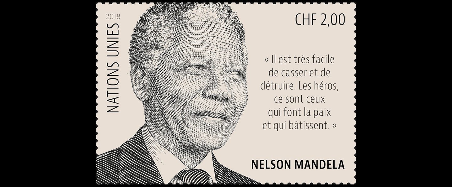 La oficina postal de la ONU ha creado un sello para conmemorar el legado de Nelson Mandela. Ilustración: Martin Mörck. Diseño: Rorie Katz (ONU)