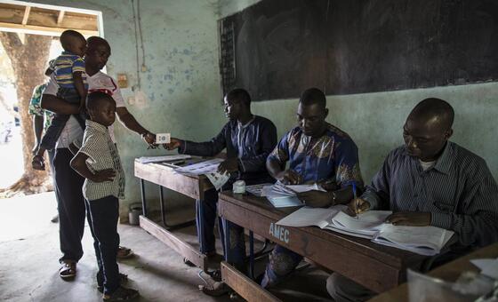 Mali : Volker Türk dénonce la dérive autoritaire et la répression croissante