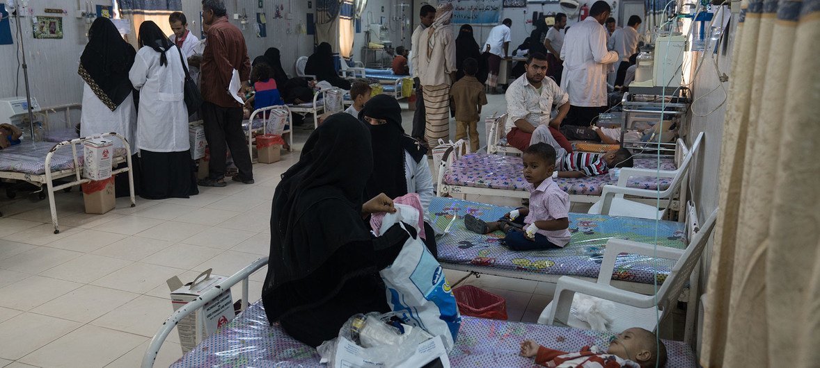 Hospitali nyingi nchini Yemen zimezidiwa uwezo. Hapa ni hospitali ya Al Thawra, Hodeidah nchini Yemen. 