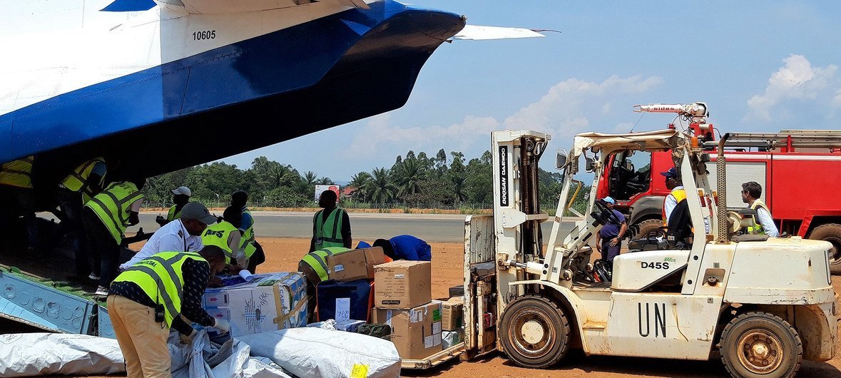 2018年8月，用于应对刚果民主共和国埃博拉疫情的医疗用品运抵北基伍省。