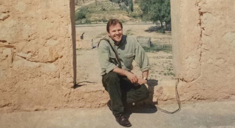 Darko Mocibob pictured in Karbala Province, Iraq, in 1997.