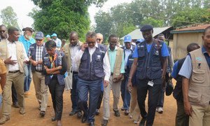  Le Directeur général de l’OMS, Tedros Adhanom Ghebreyesus (au centre), le Dr Matshidiso Moeti (à gauche), directrice régionale de l’OMS pour l'Afrique et Adam Salami, de la MONUSCO évaluent la reponse à Ebola, au Nord-Kivu, en RDC, le 11 août dernier.