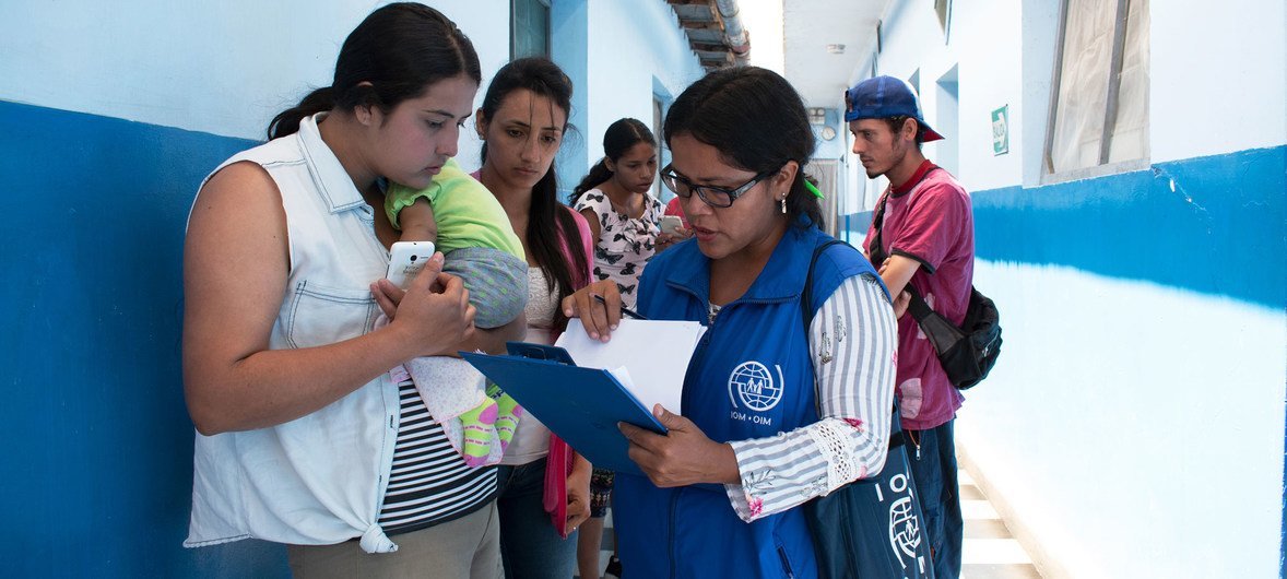 La OIM asiste a los venezolanos que han llegado a Tumbes, en Perú. 