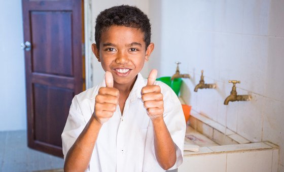 Instalações permanentes de higiene devem apoiar alunos e professores de Timor-Leste. 