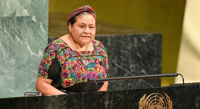 Rigoberta Menchú, líder indígena y premio Nobel de la Paz, se dirige al foro sobre cultura de paz de la Asamblea General de la ONU