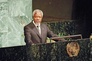 Mwendazake Kofi Annan, hapa ni wakati alipokuwa Katibu Mkuu wa UN akifungua kikao cha malengo ya milenia kwenye makao makuu ya Umoja wa Mataifa mwezi Septemba mwaka 2000